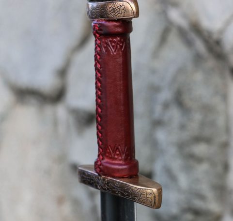 RUNAR, ZDOBENÝ VIKINSKÝ MEČ, PETERSEN TYP O, BRONZ, STŘÍBRO 925