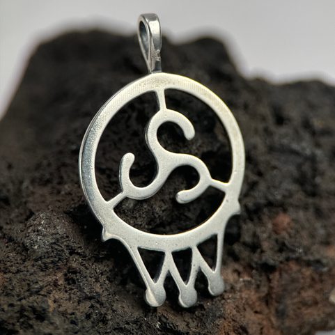 AMULET OPPIDUM, STŘÍBRNÝ PŘÍVĚSEK, AG 925