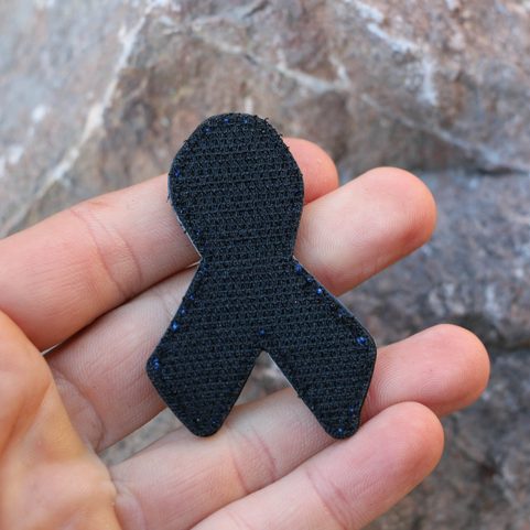 MODRÁ STUHA - THIN BLUE LINE RIBBON PVC NÁŠIVKA, PODPORA POLICIE
