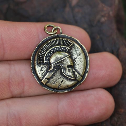 SPARTA, SPARTSKÝ VÁLEČNÍK, PŘÍVĚŠEK, ZINEK, STAROMOSAZ