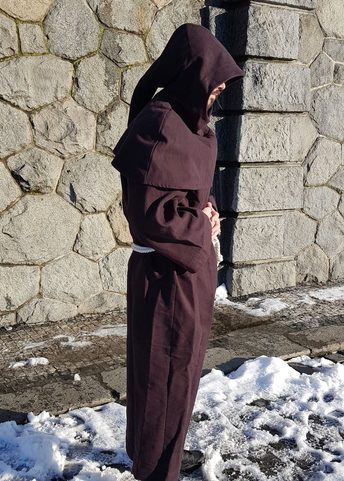 MNICH - KOSTÝM, MNIŠSKÁ KUTNA S KÁPÍ