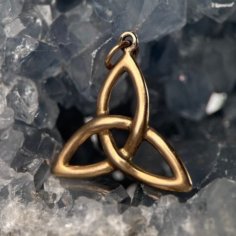 TRIQUETRA, KELTSKÝ PŘÍVĚŠEK, BRONZ