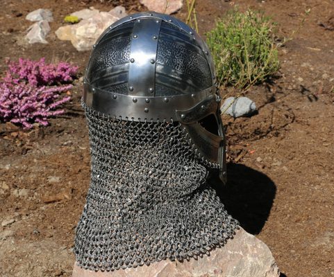 NJORD, HONOSNÁ VIKINGSKÁ PŘILBA S OPLETEM