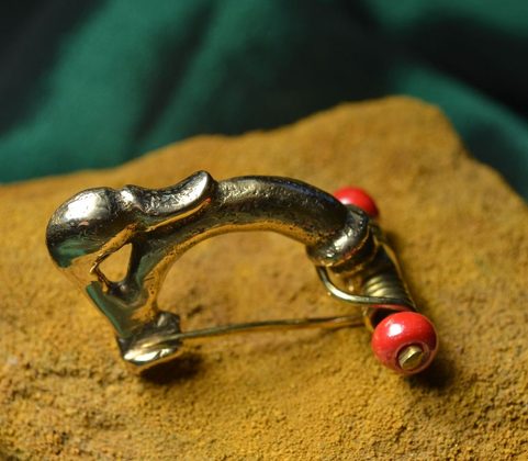 KELTSKÁ FIBULA, LOKALITA NEZNÁMÉHO PŮVODU, REPLIKA