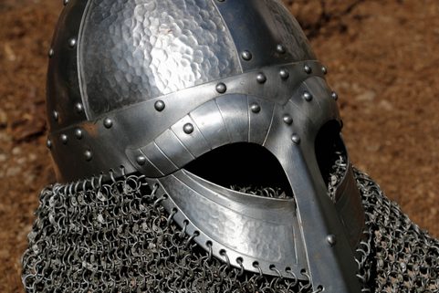 HAGBARD, VIKINGSKÁ PŘILBA S OPLETEM