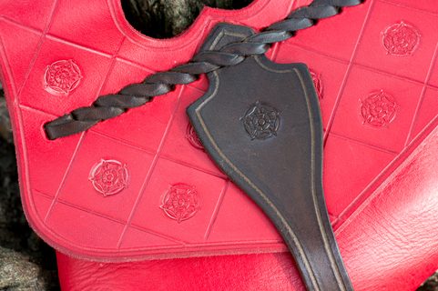 RŮŽE, HISTORICKÁ STŘEDOVĚKÁ BRAŠNA