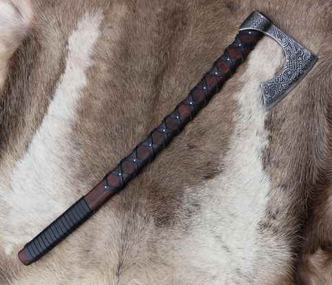 RINGERIKE, VIKINSKÁ SEKERA, LEPTANÁ S KOŽENÝM OMOTEM