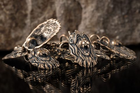 ČESKÝ LEV, HLAVA, PŘÍVĚŠEK, BRONZ