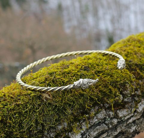 MIDGARDSORMR, VIKINGSKÝ TORQUES, MOSAZ