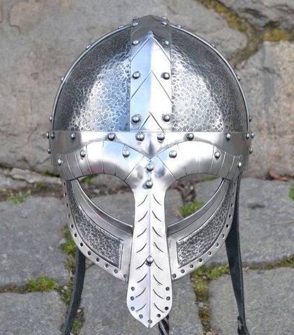 HÅKON, VIKINSKÁ PŘILBA