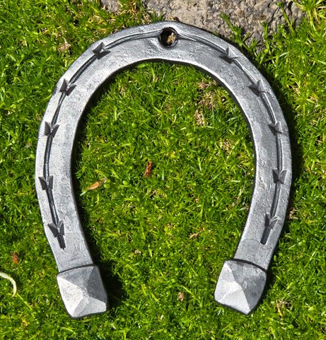 KOŇSKÁ PODKOVA PRO ŠTĚSTÍ, KOVANÁ