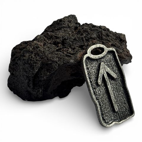 TIWAZ - RUNOVÝ AMULET, ZINEK