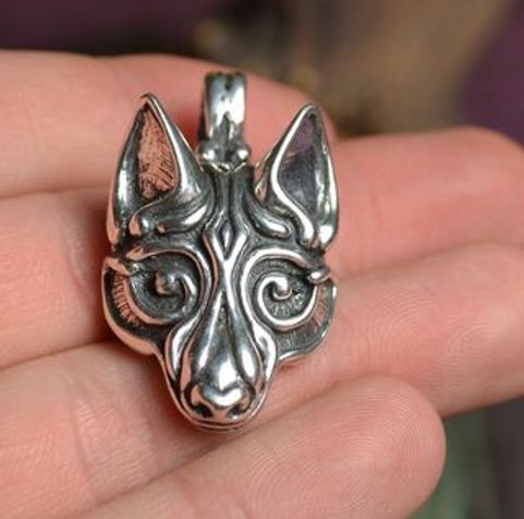 VLK FENRIR, STŘÍBRNÝ PŘÍVĚSEK, VIKINSKÝ VÝTVARNÝ STYL, AG 925, 16 G
