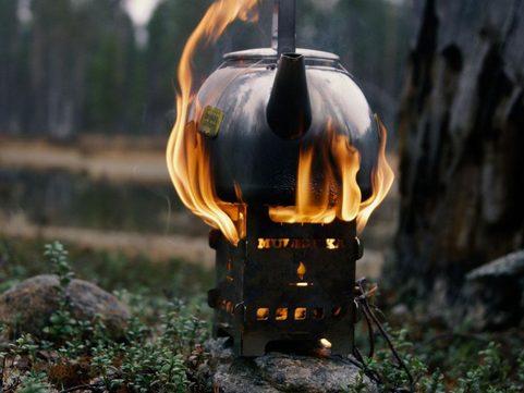 DŘÍVKÁČ MUURIKKA OUTDOOR POCKET STOVE TURISTICKÝ VAŘIČ, FINSKO