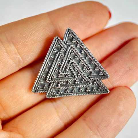 VALKNUT, VIKINSKÝ UZEL, STŘÍBRNÝ PŘÍVĚSEK, AG 925