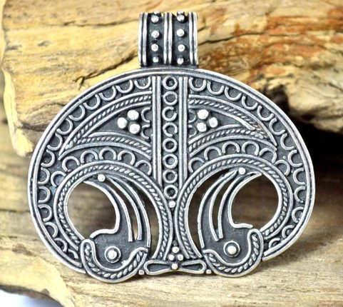 VIKINSKÁ LUNETA, STŘÍBRNÝ PŘÍVĚSEK, AG 925, 13G