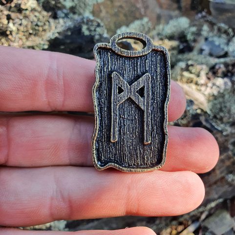 MANNAZ - RUNOVÝ AMULET, ZINEK STAROMOSAZ