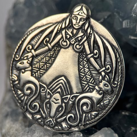 FREYA VIKINSKÝ STŘÍBRNÝ PŘÍVĚSEK, AG 925, 18G