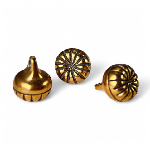 KNOFLÍK, RANÝ STŘEDOVĚK, BRONZ