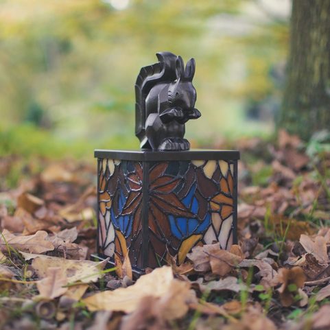 VEVERKA V LESE, ART DECO LAMPA, HOLANDSKO