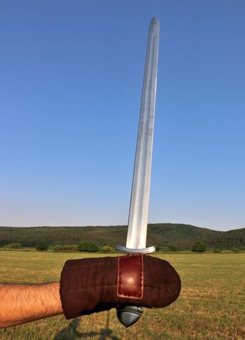 PROŠÍVANÉ RUKAVICE, PĚSTNICE