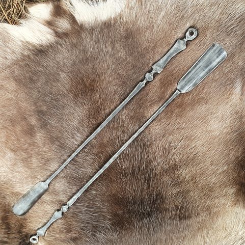 LŽÍCE NA BOTY KOVANÁ