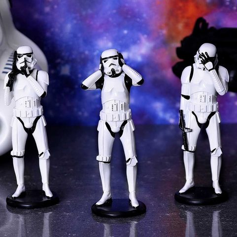 STORMTROOPERS, NEVIDÍME, NEMLUVÍME A UŽ VŮBEC NESLYŠÍME, DEKORACE