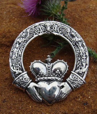 OBROVSKÉ SRDCE CLADDAGH, STŘÍBRNÝ PŘÍVĚSEK, AG 925, 19 G