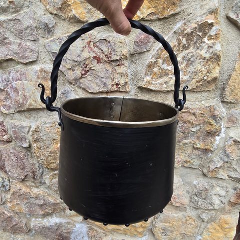 ŽELEZNÝ KOTLÍK, 5 L, DOBOVÁ REPRODUKCE