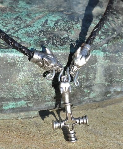 FENRIR, ISLANDSKÝ VLČÍ KŘÍŽ, KOŽENÉ BOLO