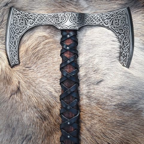 MJOLLNIR LEPTANÝ THOROVO KLADIVO - OBOURUČNÍ SEKERA
