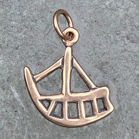 FANAS, SÁMSKÁ LOĎ, PŘÍVĚSEK, BRONZ