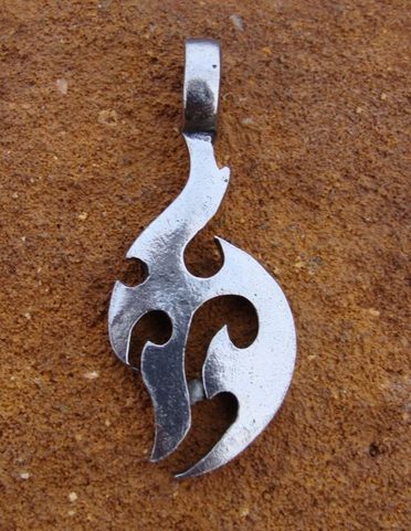 AMULET TRIBAL - MALÝ