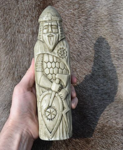 PERUN, SLOVANSKÝ BŮH, UMĚLÝ KÁMEN