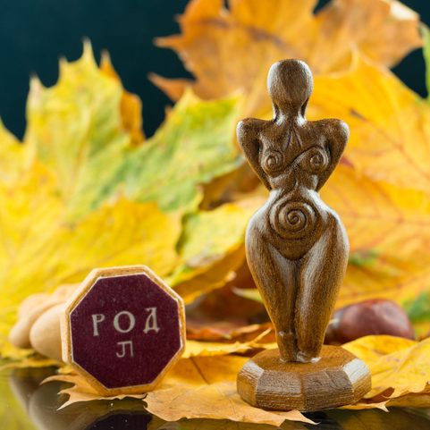 MORANA, SLOVANSKÁ BOHYNĚ SMRTI