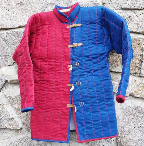PROŠÍVANICE, STŘEDOVĚKÁ KABÁTEC, GAMBESON