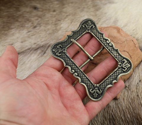 FLEUR - VELKÁ RENESANČNÍ SPONA  STAROMOSAZ