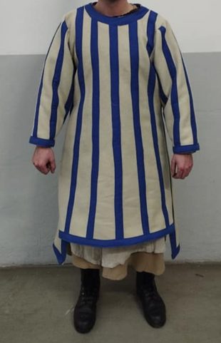 TUNIKA, CCA 12. STOLETÍ - 1. POL. 14. STOLETÍ