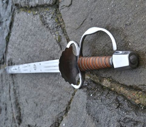 RENESANČNÍ KRÁTKÝ MEČ, MUŠLOVITÁ ZÁŠTITA