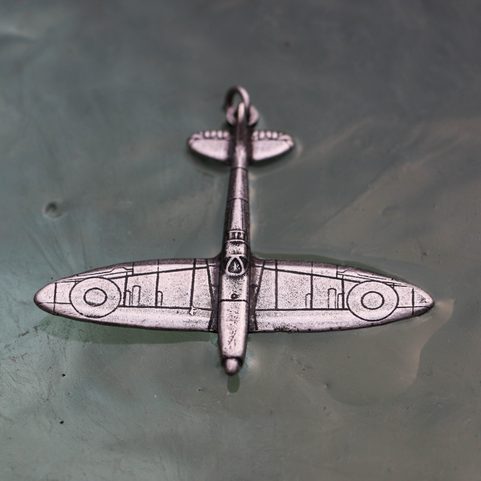 SUPERMARINE SPITFIRE, PŘÍVĚSEK LETADLO, STAROSTŘÍBRO