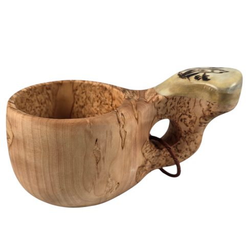 SUSI KUKSA, LAPONSKÁ NÁDOBKA