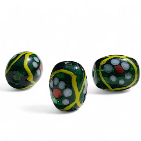 VINUTÁ PERLE, SKLENĚNÝ KORÁLEK