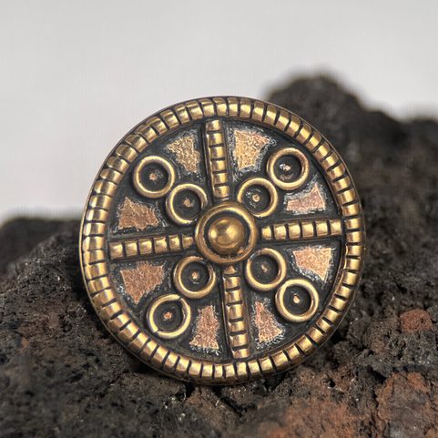 SLUNEČNÍ KRUH, OPPIDUM ZÁVIST, PŘÍVĚŠEK, BRONZ