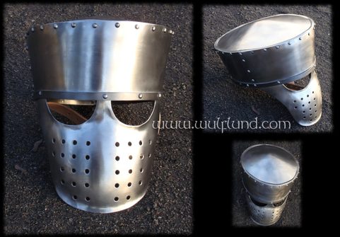 TEMPLÁŘSKÁ PŘILBA - ANGLIE