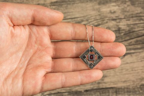 ACANTHA, STŘÍBRNÝ PŘÍVĚSEK S AMETYSTEM, AG 925