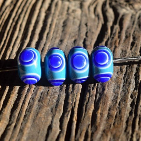 KELTSKÝ KORÁLEK S OČKY, MORAVA, REPLIKA HALLSTAT