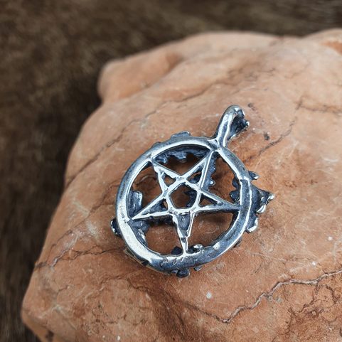 DUBOVÝ PENTAGRAM, STŘÍBRNÝ PŘÍVĚSEK, AG 925