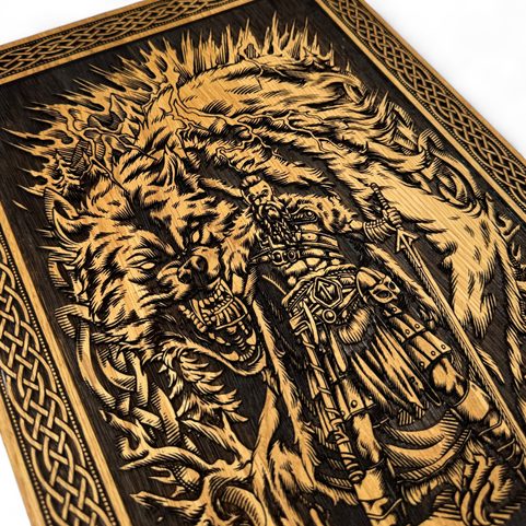 FENRIR  A TÝR, NÁSTĚNNÁ DEKORACE, DŘEVO 32X46CM
