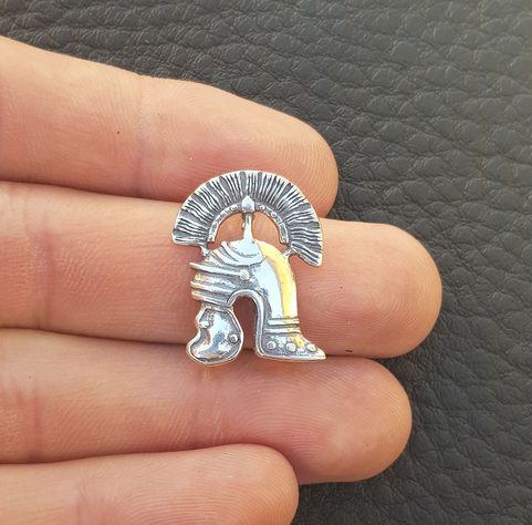 CENTURION, ŘÍMSKÁ PŘILBA, STŘÍBRNÝ PŘÍVĚSEK, AG 925