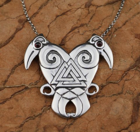 SRDCE SEVERU - HUGIN A MUNIN, STŘÍBRNÝ VIKINSKÝ STŘÍBRNÝ NÁHRDELNÍK, AG 925, 24G